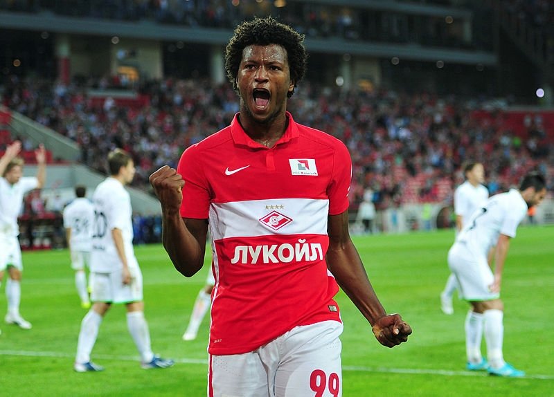 Fenerbahçe’de santrfora 4 aday!