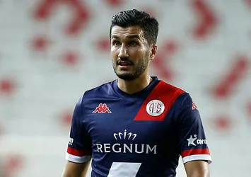 Nuri Şahin futbolu bıraktığını açıkladı!