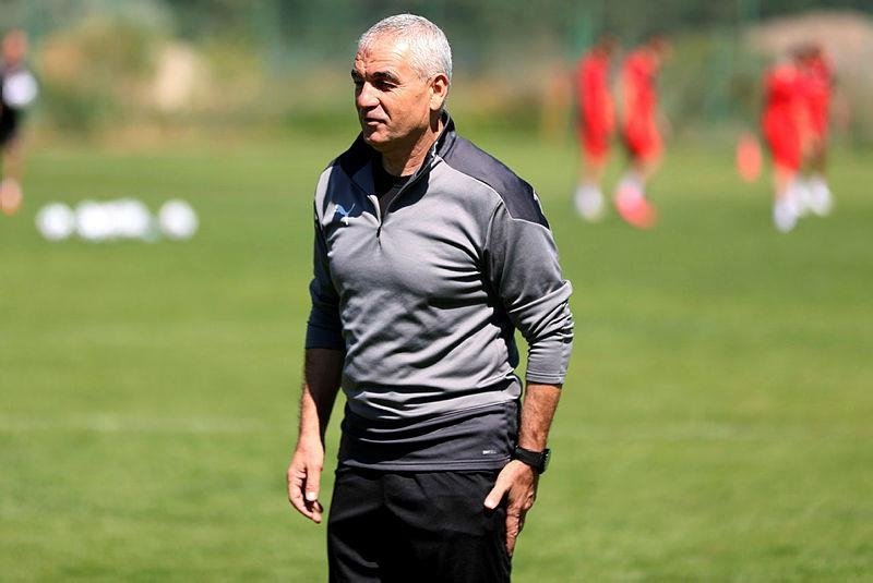 Rıza Çalımbay: 3-4 oyuncu daha alınca transferi kapatacağız