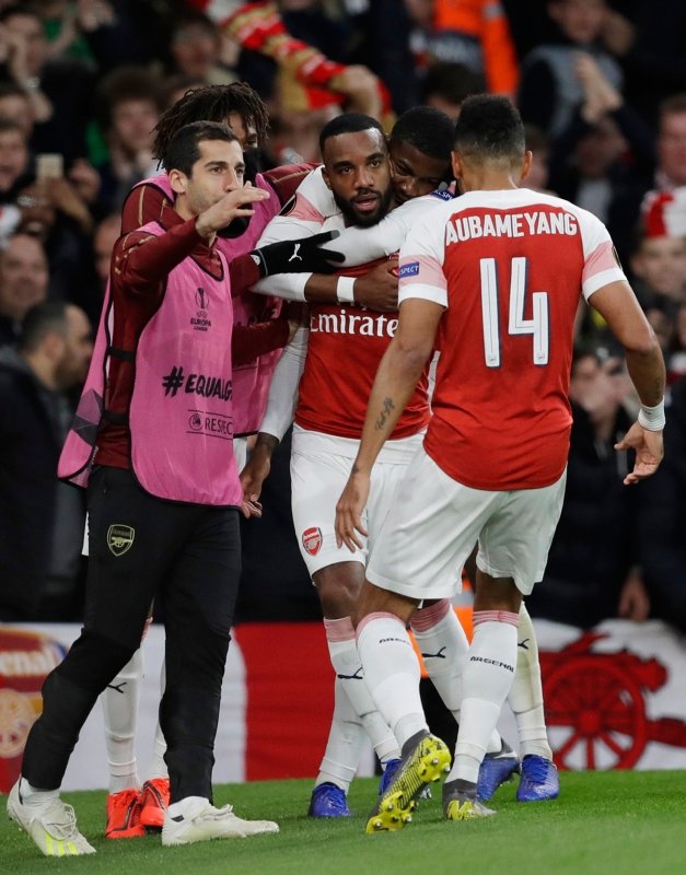 Aubameyang’dan takla şov! İşte o anlar...