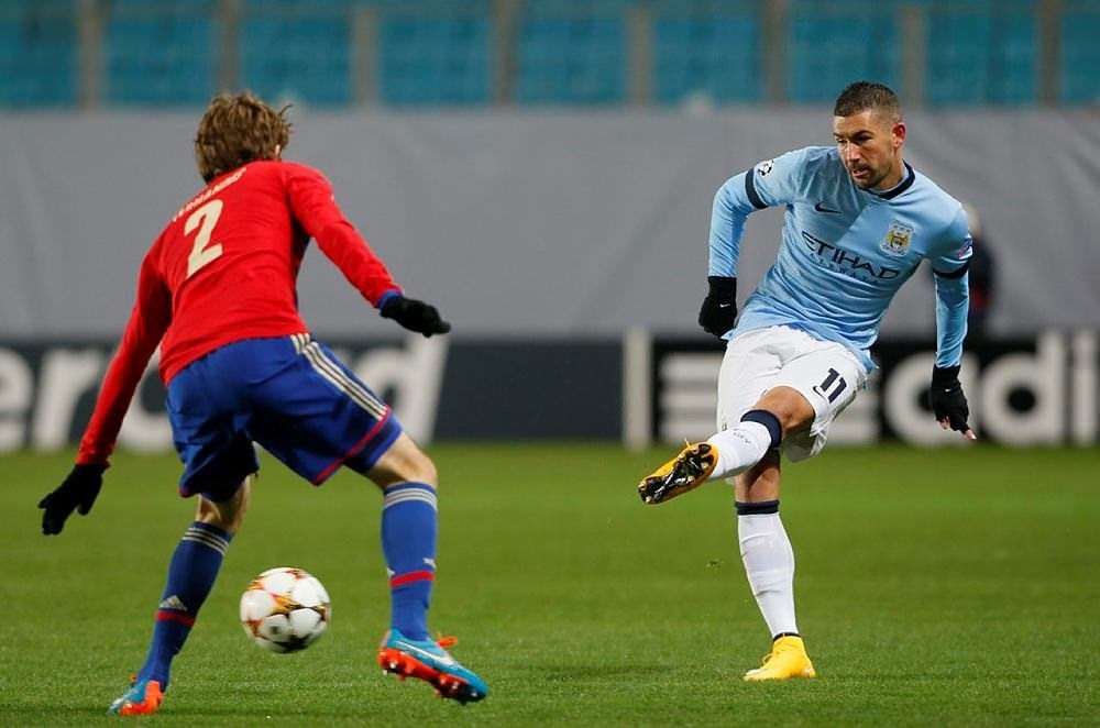 Beşiktaş’ta Kolarov bitti gibi