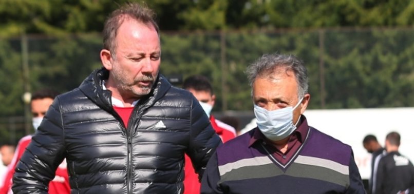 Beşiktaş'ta Ahmet Nur Çebi ve Sergen Yalçın bir araya geliyor