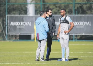 Sturridge’ye yakın takip
