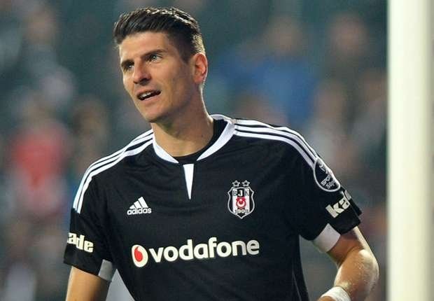 Şampiyonlar Ligi Kartal’ı!