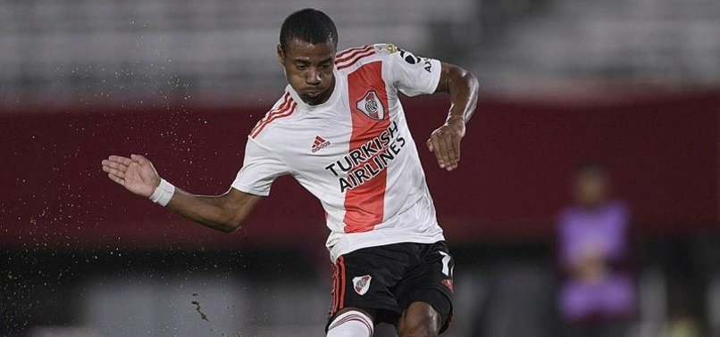 Galatasaray De La Cruz’u izliyor! Transfer...