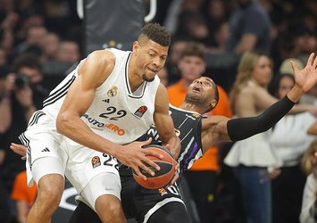 Mart-Nisan aylarının MVP'si Tavares!