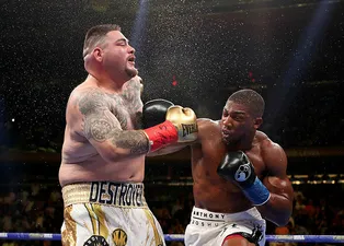 Anthony Joshua ilk yenilgisini aldı!