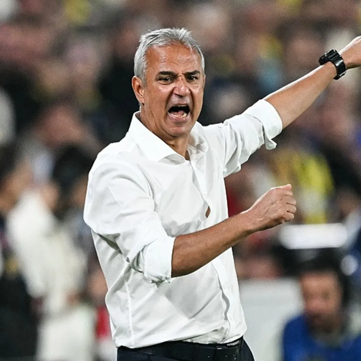 Fenerbahçe'de büyük hayal kırıklığı: Yıldız oyuncu süre alamadan ayrılıyor
