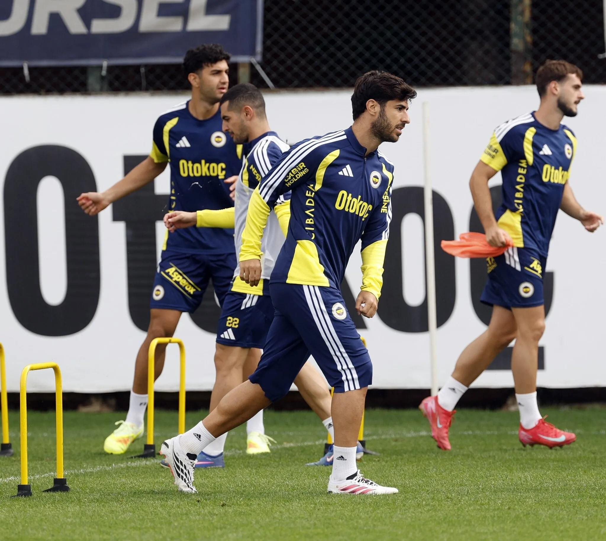 Fenerbahçe'de Marco Asensio takımla çalıştı