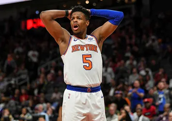 Knicks 18 maç sonra kazandı