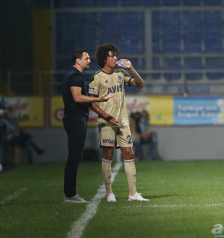 Fenerbahçe’de 2 ayrılık 4 transfer! Erol Bulut onay verdi