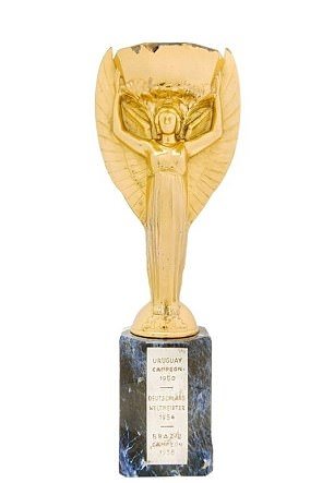 Pele’nin eşyaları açık artırmaya çıkarılıyor!