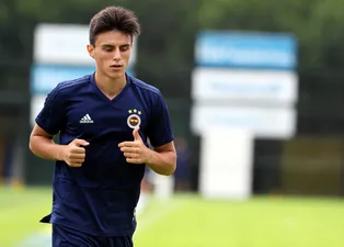 Devlerin gözü Eljif Elmas'ta