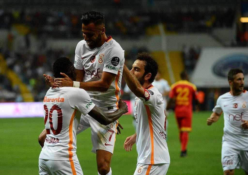 Kayserispor-Galatasaray maçı öncesi olay çıktı