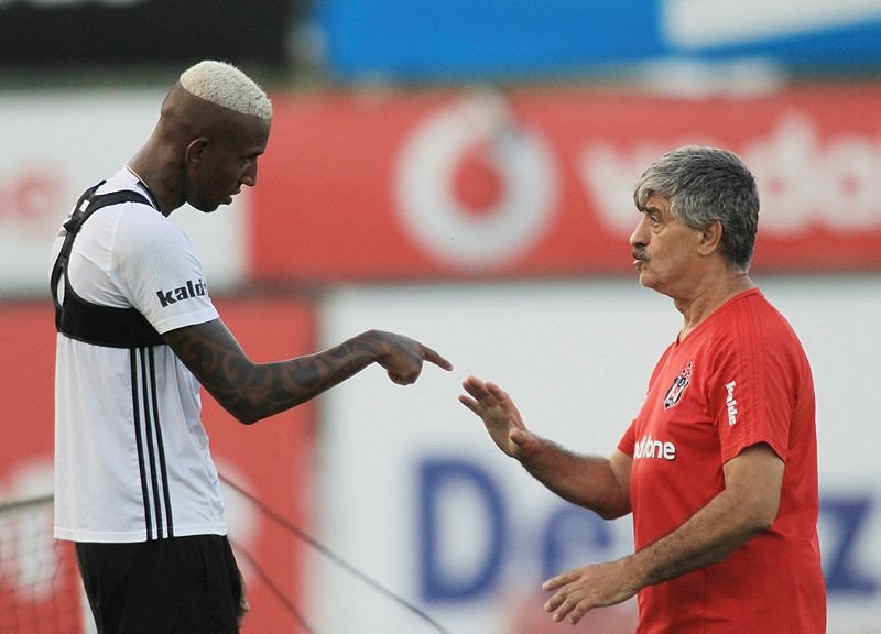 Beşiktaş’ta Talisca bombası!