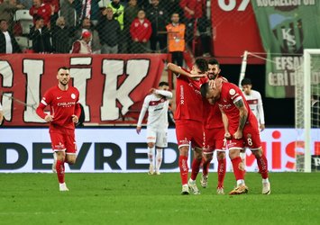 Antalyaspor evinde kazandı!