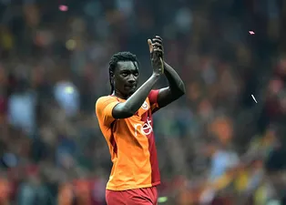 Gomis'in saçlarını kim kesecek!