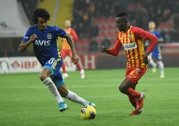 Mensah için 4 futbolcu