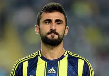 Selçuk Şahin futbola veda etti!
