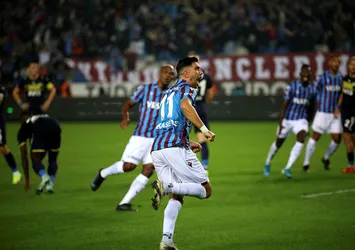 Derbide Fırtına esti!