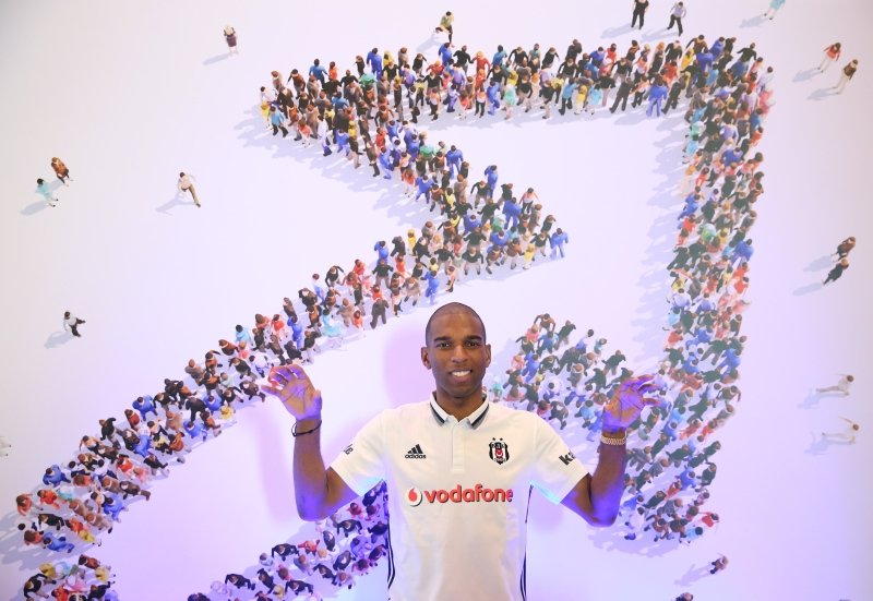 Ryan Babel’den şok sözler!