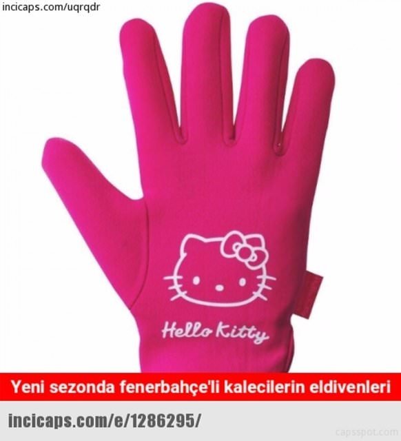 Hello Kitty sponsor oldu sosyal medya yıkıldı