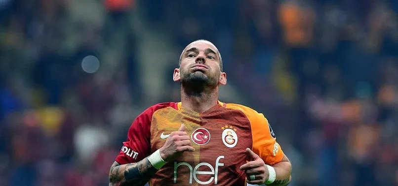 Huntelaar, Sneijder'e Galatasaray'ı sordu