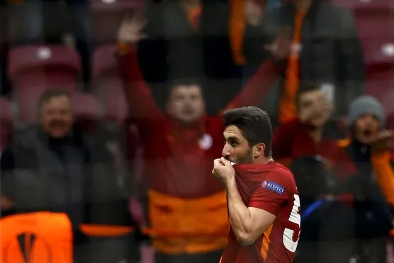 Sabri Sarıoğlu, Galatasaray'dan ayrılıyor mu?