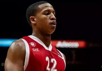 Devon Hall F.Bahçe Beko'da