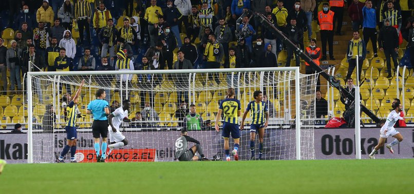 Fenerbahçe 1-2 Alanyaspor (MAÇ SONUCU - ÖZET)