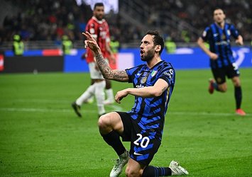 Dev derbide kazanan yok! Hakan'dan muhteşem gol