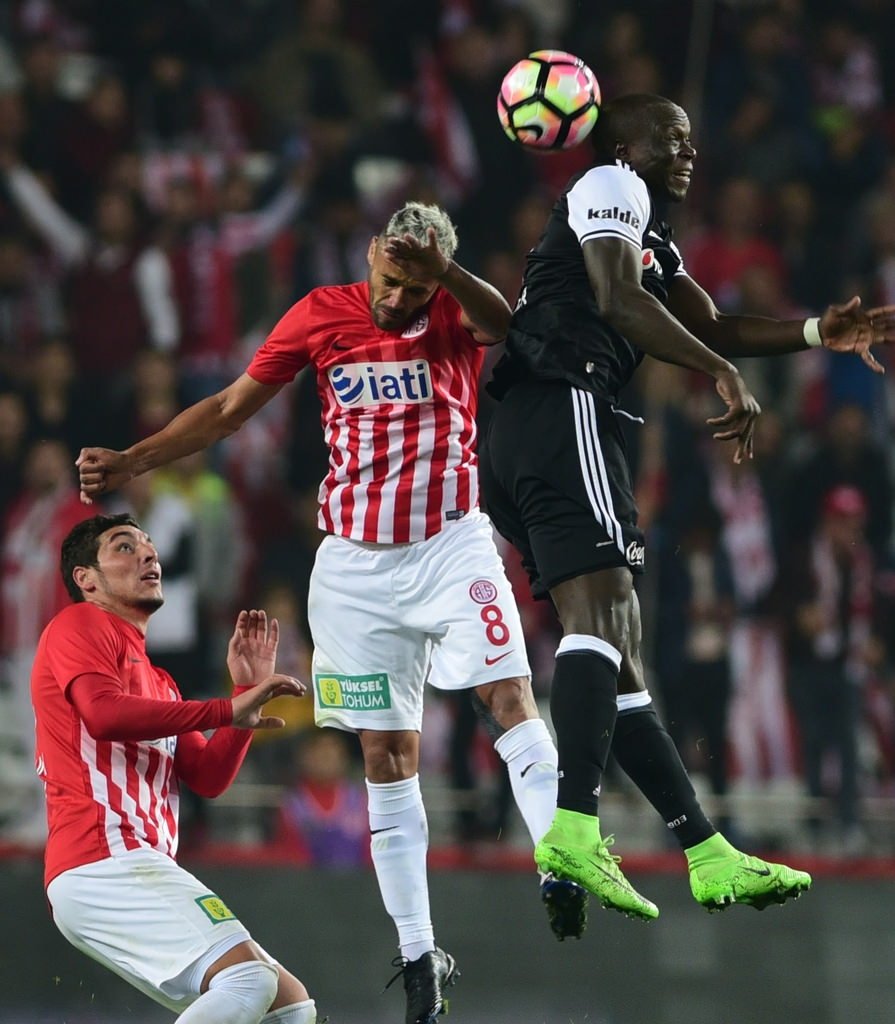 Vicent Aboubakar’a sert tepki
