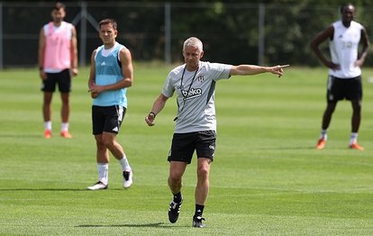 Beşiktaş günün ilk antrenmanını gerçekleştirdi