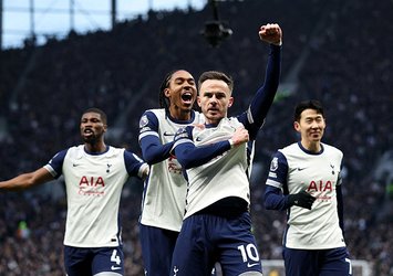 Tottenham, M. United'ı devirdi!