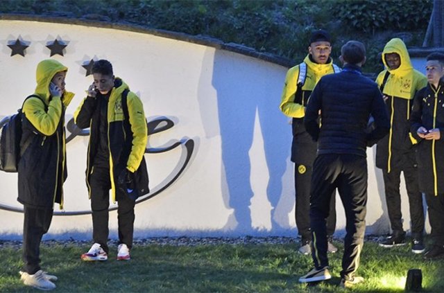 Patlama sonrası Nuri Şahin ve Emre Mor