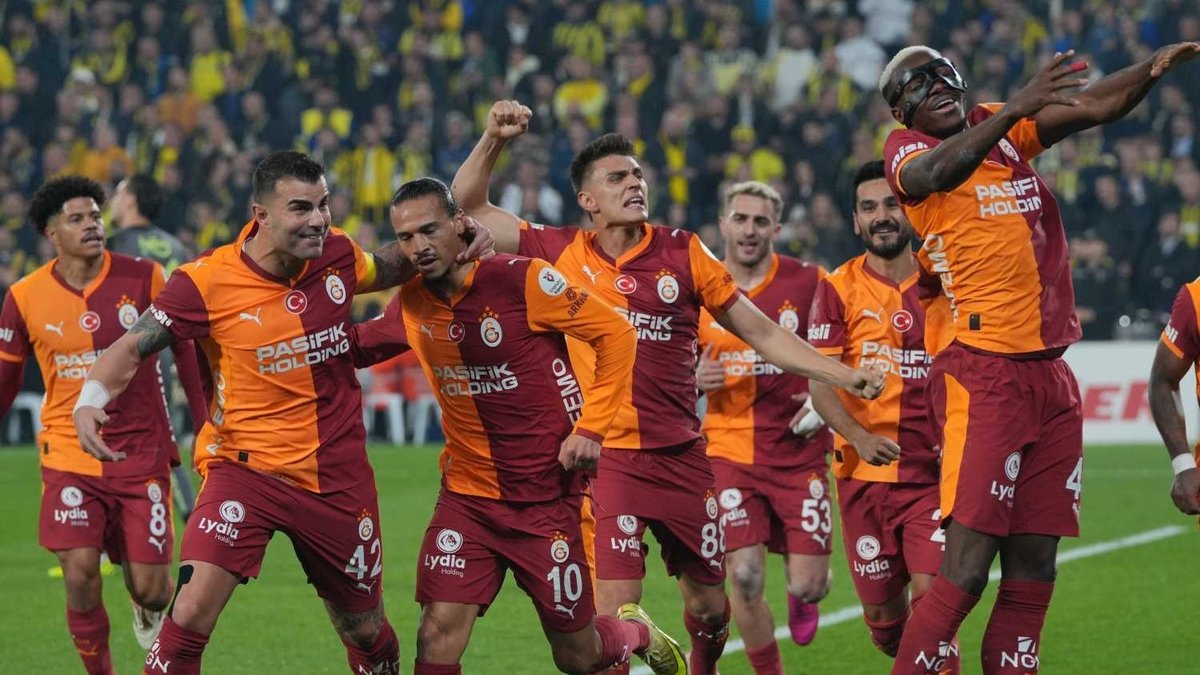 Galatasaray'da o isim bonservisiyle birlikte gidiyor!