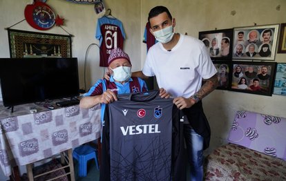 Trabzonsporlu Uğurcan Çakır’dan 83 yaşındaki taraftara sürpriz ziyaret