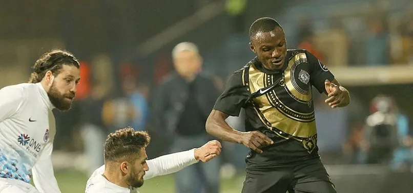 Trabzonspor'da Aminu ısrarı