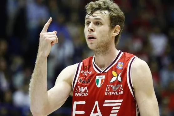 Fenerbahçe Nicolo Melli'yi bitirdi