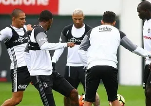 Beşiktaş'ta Oğuzhan idmana katılmadı