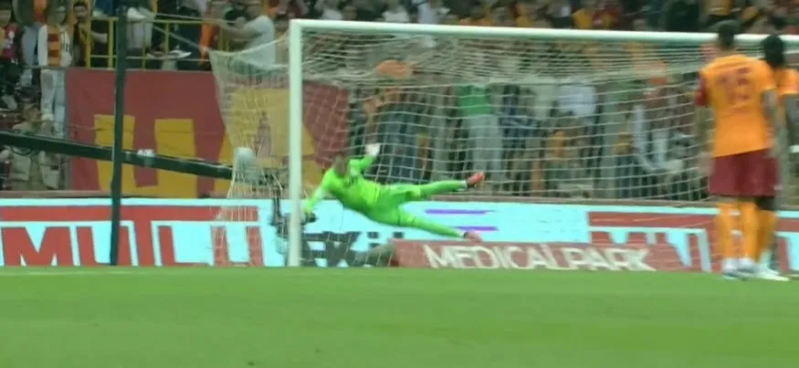 Galatasaray Adana Demirspor maçında Balotelli'den frikik golü! - 3