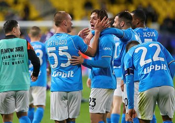 Napoli 3 golle finalde!