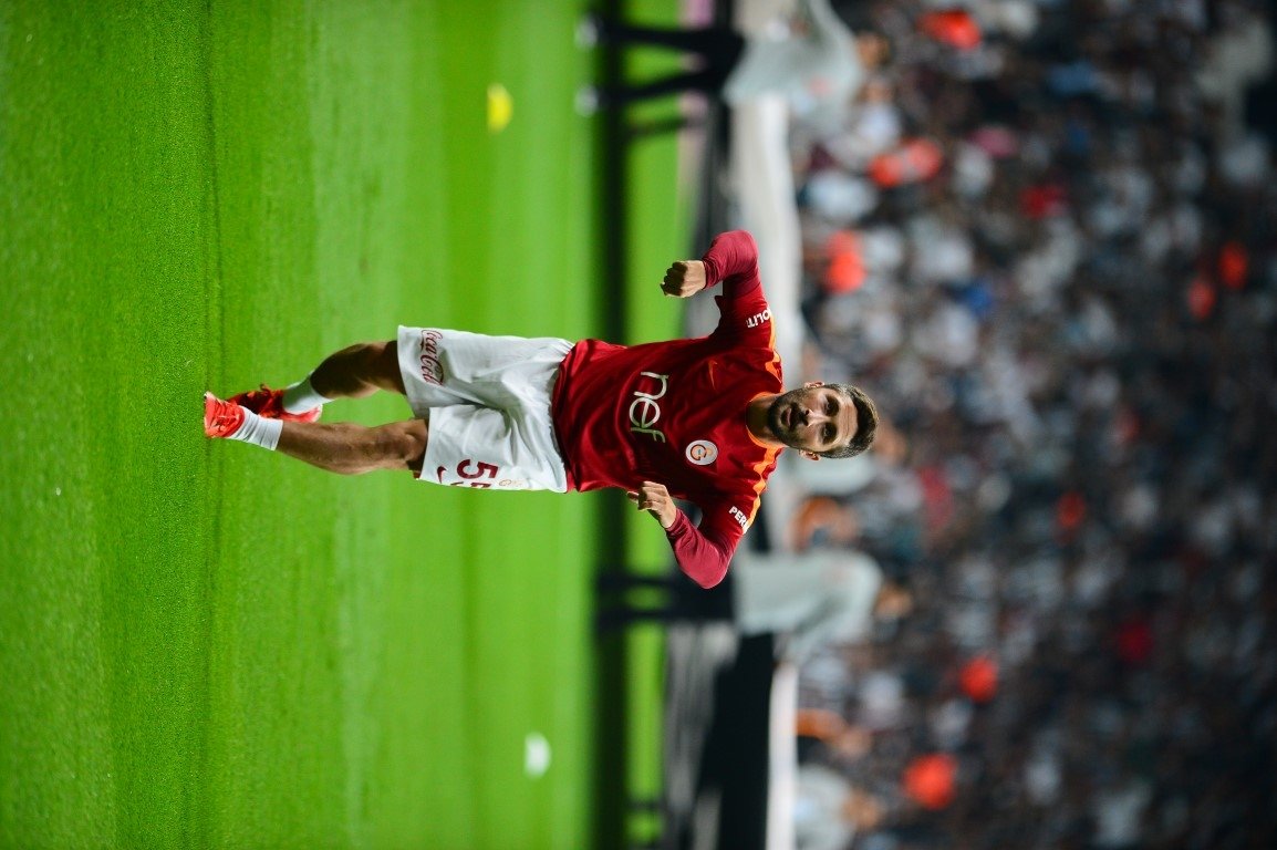 Sabri Sarıoğlu, Galatasaray’dan ayrılıyor mu?