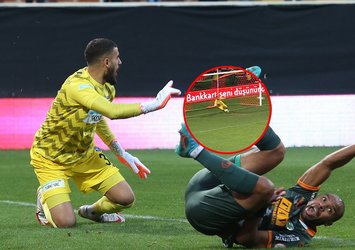 Vedat Karakuş Alanyaspor'un penaltısına geçit vermedi!