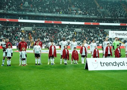 Beşiktaş'ta o futbolcuların bileti kesildi!