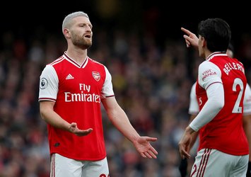 F.Bahçe'nin istediği Mustafi'ye Süper Lig ekibi talip oldu!