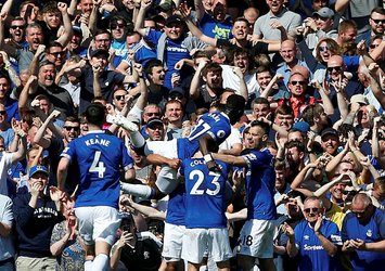 Şeytan'ı Everton çarptı!