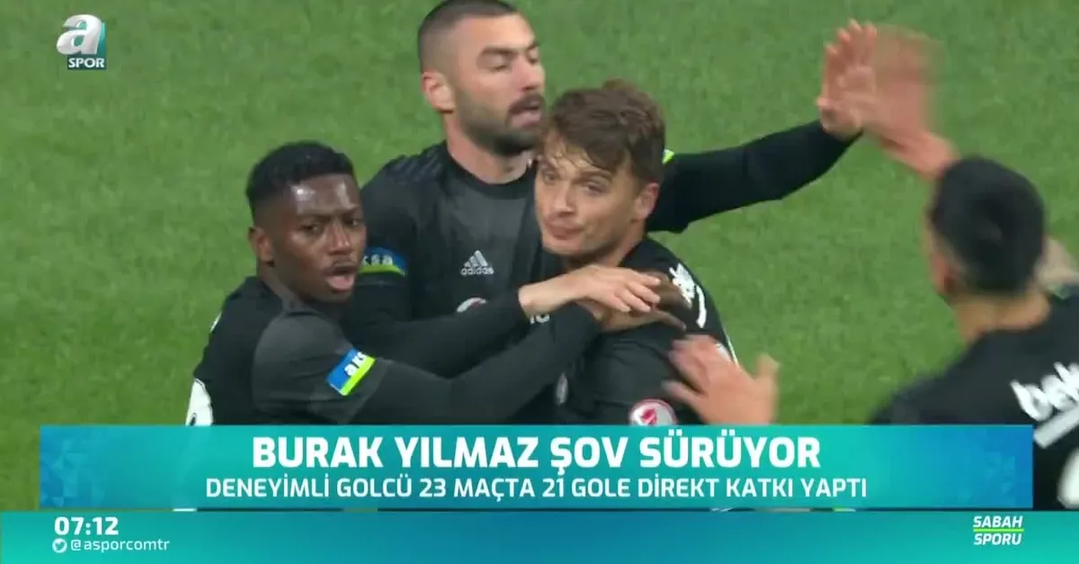 Burak Yılmaz şov sürüyor