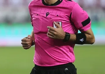 UEFA'dan Türk hakemlere görev