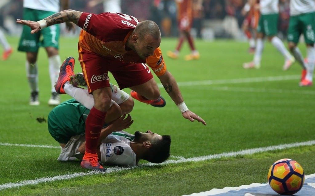 Galatasaray, Wesley Sneijder’i satıyor